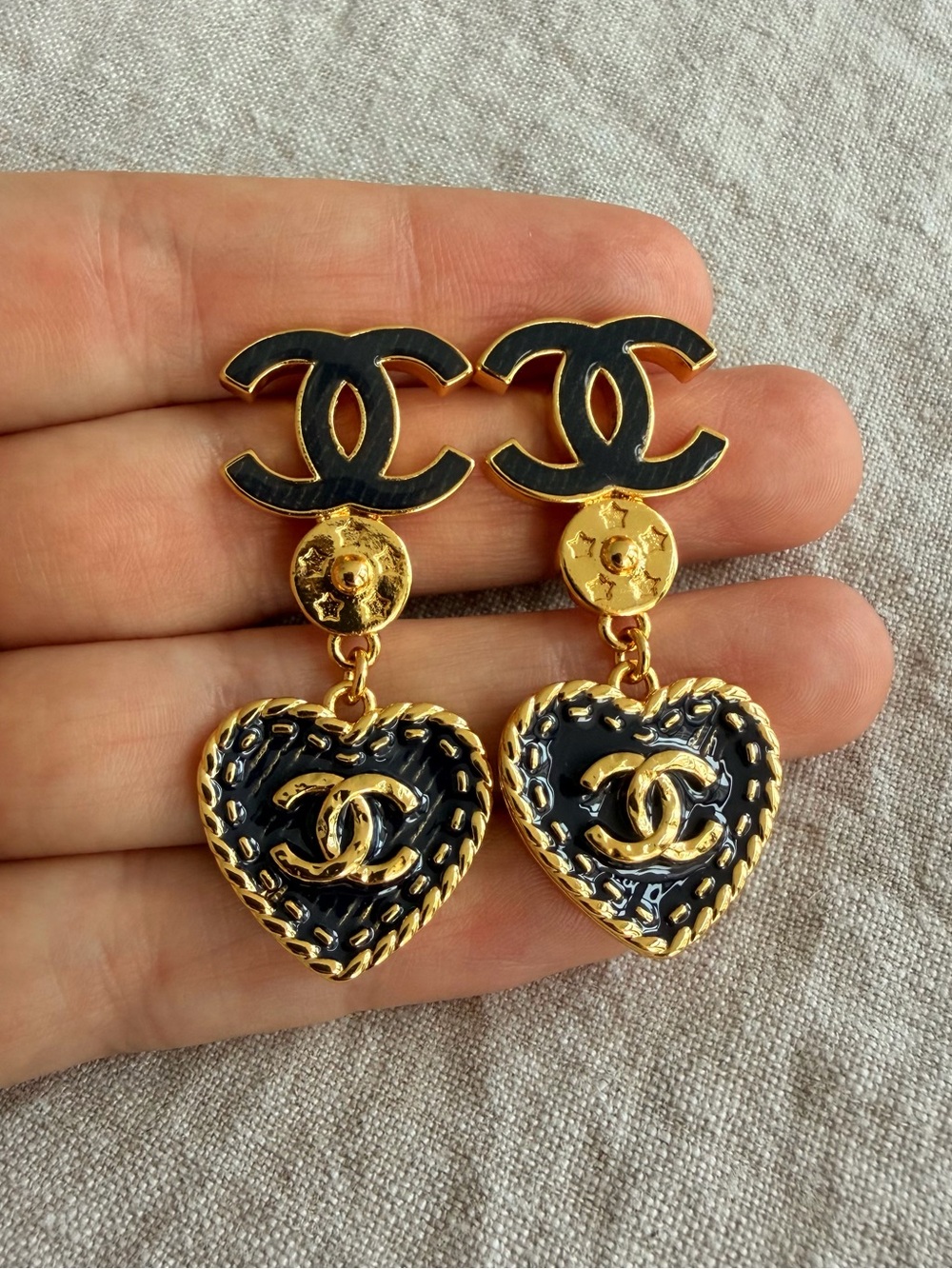 ✨CHANEL Navy and Gold Heart Drop Earrings with CC Logos💙